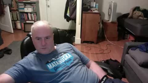 Snapshot of dickflasher5 chatting on 12-22-24, 06:06 Richard Fleischer online show from 12-22-24, 06:06