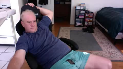 Snapshot of dickflasher5 chatting on 11-23-25, 07:02 Richard Fleischer online show from 11-23-25, 07:02