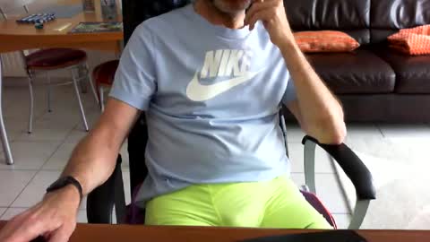 didonc from france..... online show from 06-12-26, 08:13