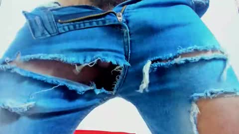 Diego online show from 10-22-25, 01:55