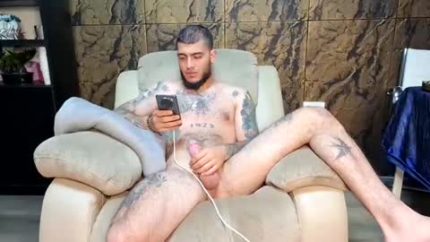 diego_armando24 online show from 06-08-26, 07:58