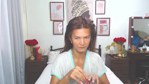Snapshot of diense17 chatting on 12-26-24, 05:58 Dennesse online show from 12-26-24, 05:58