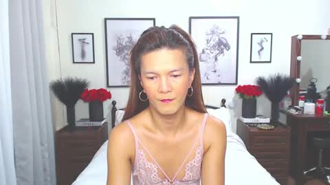 Snapshot of diense17 chatting on 02-09-25, 11:57 Dennesse online show from 02-09-25, 11:57