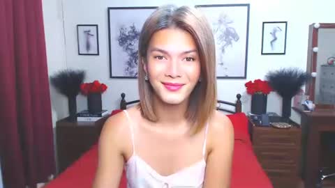 Snapshot of diense17 chatting on 10-02-25, 01:56 Dennesse online show from 10-02-25, 01:56