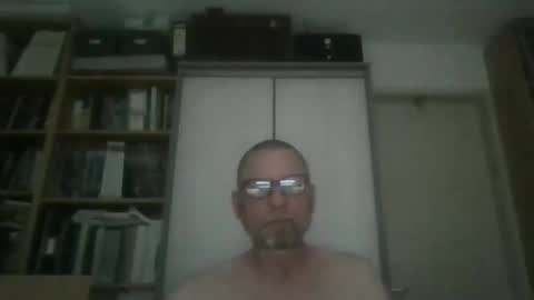 dierenfeld online show from 04-21-26, 01:42