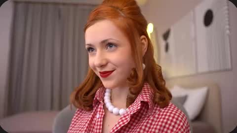 Sophie online show from 03-10-25, 03:41