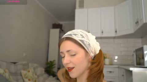 Sophie online show from 07-12-26, 03:14