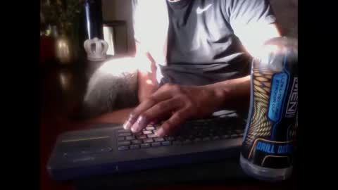 The Digital Pimp.... online show from 05-18-26, 10:54