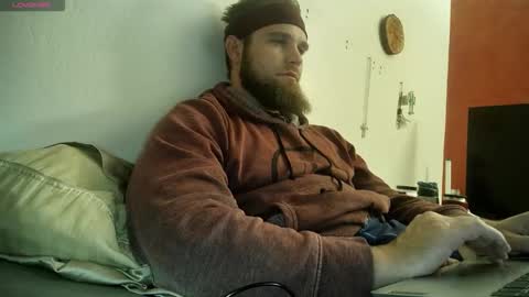 Snapshot of dikdowndaddy chatting on 01-06-26, 12:31 Daddy online show from 01-06-26, 12:31