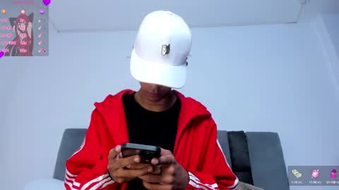 Snapshot of dikey_18 chatting on 02-03-25, 09:07 dikey_18 online show from 02-03-25, 09:07