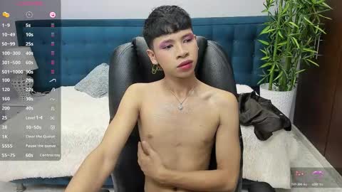  DILAN online show from 10-17-25, 05:48