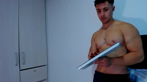 Snapshot of dilan_coy chatting on 02-19-25, 01:29 Dilan Coy online show from 02-19-25, 01:29