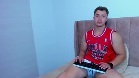 Snapshot of dilan_coy chatting on 10-02-25, 11:01 Dilan Coy online show from 10-02-25, 11:01