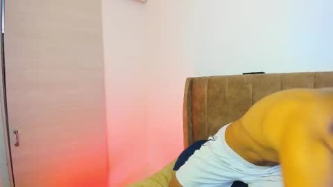 Snapshot of dilan_coy chatting on 01-16-26, 02:10 Dilan Coy online show from 01-16-26, 02:10