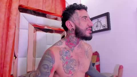 dilan_scootk_ online show from 06-10-26, 07:46