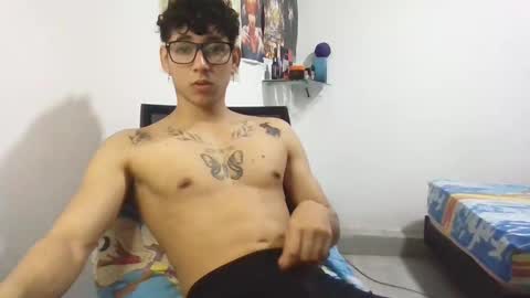 Snapshot of dillom420 chatting on 02-22-25, 06:28 dillom420 online show from 02-22-25, 06:28