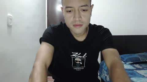 Snapshot of dimitri_quiet chatting on 12-17-24, 04:34 Dimitri online show from 12-17-24, 04:34