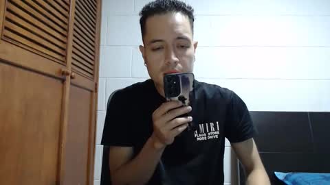 Snapshot of dimitri_quiet chatting on 02-21-26, 06:47 Dimitri online show from 02-21-26, 06:47