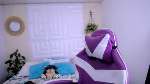 DINA online show from 06-20-26, 06:22