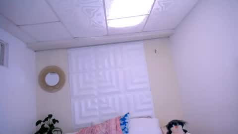 DINA online show from 07-14-26, 06:35