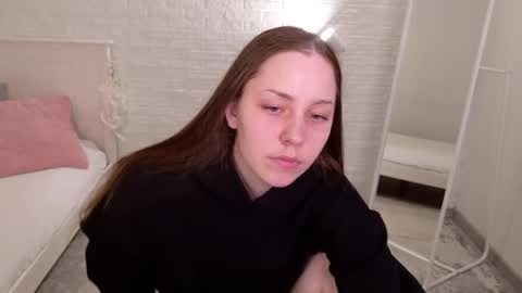 Dina online show from 05-22-26, 06:31
