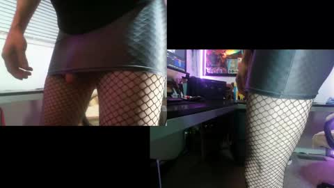 Snapshot of dinkdork094 chatting on 03-01-25, 05:20 Dinkdork just having a good time online show from 03-01-25, 05:20