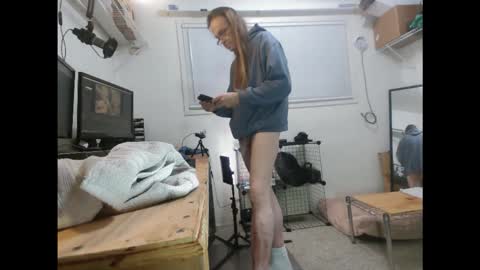 Snapshot of dinkdork094 chatting on 02-04-26, 03:34 Dinkdork just having a good time online show from 02-04-26, 03:34