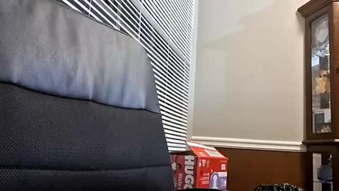 Dinokat online show from 10-18-25, 03:20