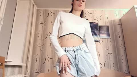 dinorahfleeks online show from 03-12-26, 06:58