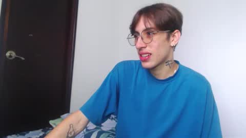 Snapshot of dio_star chatting on 11-14-25, 02:27 Dio online show from 11-14-25, 02:27