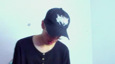 Snapshot of dio_star chatting on 11-19-25, 12:16 Dio online show from 11-19-25, 12:16