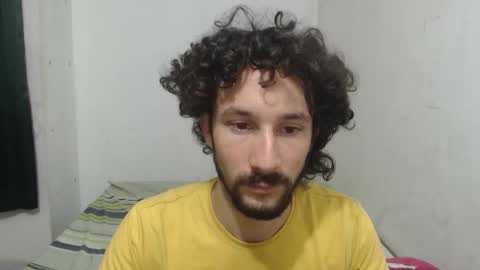 Snapshot of dioni_soe chatting on 09-28-25, 02:06 Henry online show from 09-28-25, 02:06