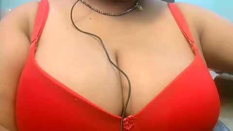 dipa2345 online show from 09-17-25, 04:47