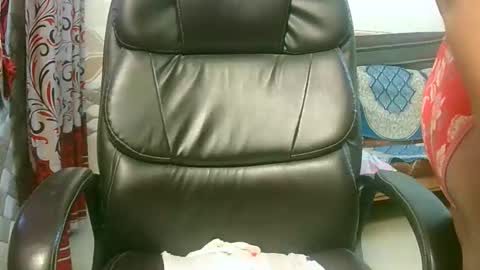 dipa2345 online show from 10-09-25, 04:54