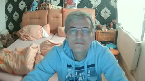 Adam Carla online show from 02-14-25, 08:31