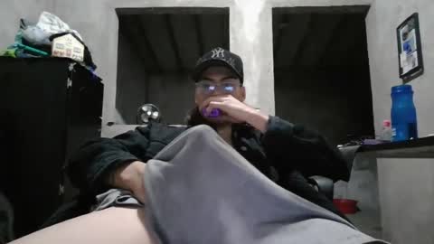 dirty model online show from 06-18-26, 09:14