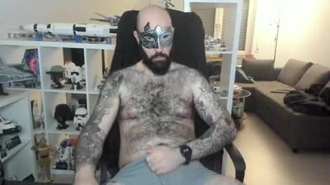 Snapshot of dirtybalws chatting on 01-11-26, 03:11 Robert online show from 01-11-26, 03:11