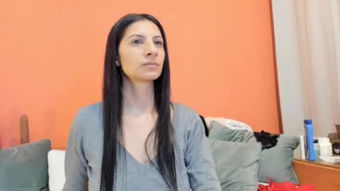 Snapshot of dirtybeya chatting on 02-21-26, 12:00 Dirtybeya online show from 02-21-26, 12:00