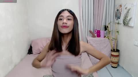 Ivana  Yanna and Elisha online show from 05-21-26, 11:17