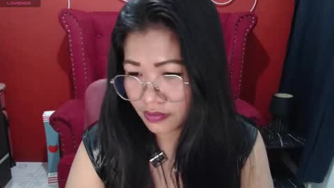 Snapshot of dirtyfungirl chatting on 12-15-24, 07:31 LatexQueen online show from 12-15-24, 07:31