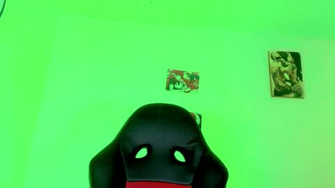 Naomy  online show from 09-26-25, 04:49