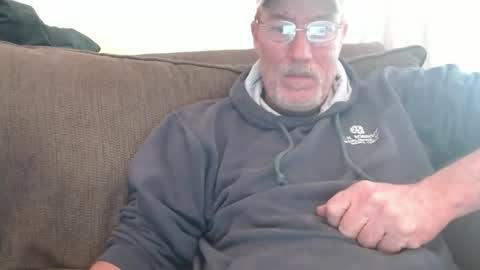 Snapshot of dirtynastyoldman chatting on 03-27-26, 09:36 dirtynastyoldman online show from 03-27-26, 09:36