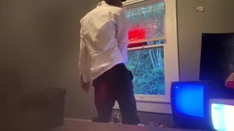 Snapshot of dirtynumbangelboyyy chatting on 04-01-26, 11:57 dirtynumbangelboyyy online show from 04-01-26, 11:57