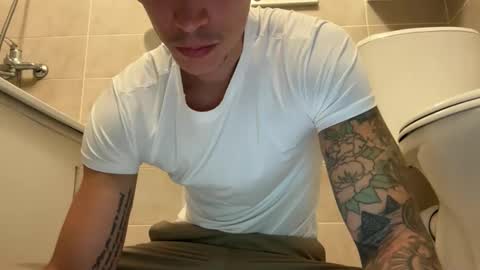 Snapshot of dirtyprettyboi chatting on 05-14-26, 09:32 buy tokens with link online show from 05-14-26, 09:32
