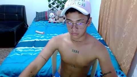 Snapshot of dirtyslimlatin chatting on 04-13-26, 11:32 dirtyslimlatin online show from 04-13-26, 11:32
