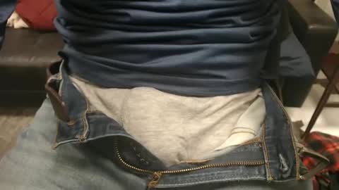 Snapshot of dirtytalkmke chatting on 01-22-25, 10:26 dirtytalkmke online show from 01-22-25, 10:26