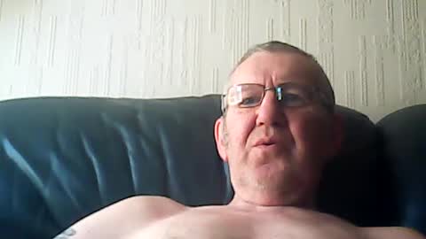 Snapshot of discovery63 chatting on 06-23-26, 12:25 discovery63 online show from 06-23-26, 12:25