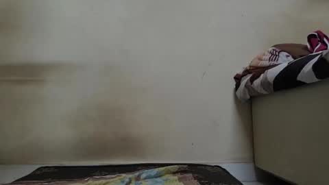 Snapshot of dishax26x chatting on 04-19-26, 01:43 dishax26x online show from 04-19-26, 01:43