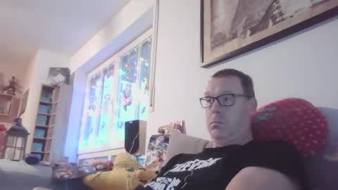 Snapshot of disney0988 chatting on 12-10-24, 06:44 disney0988 online show from 12-10-24, 06:44