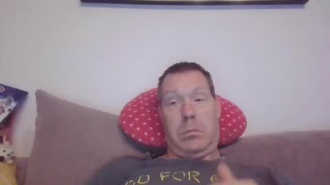 Snapshot of disney0988 chatting on 12-17-24, 06:45 disney0988 online show from 12-17-24, 06:45